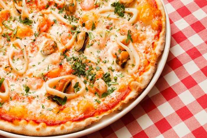 Pizza aux fruits de mer