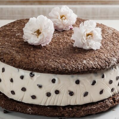 Gâteau aux biscuits à la crème glacée
