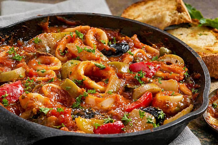 Calamars sautés aux légumes