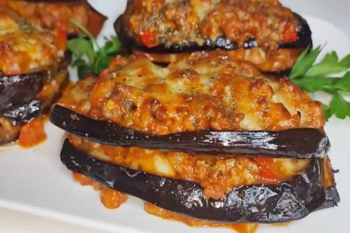 Aubergines farcies à la viande hachée