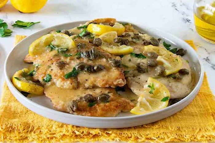 Poulet piccata ou blanc de poulet au citron