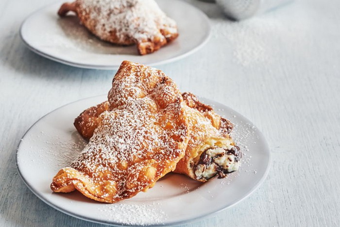 Chaussons siciliens à la ricotta et au chocolat