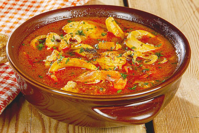 Bouillon de poisson Caorlina