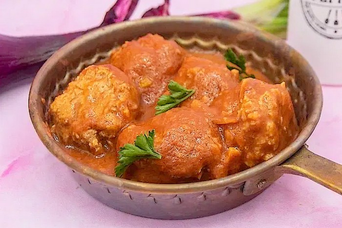 Boulettes de viande moelleuses à la sauce tomate