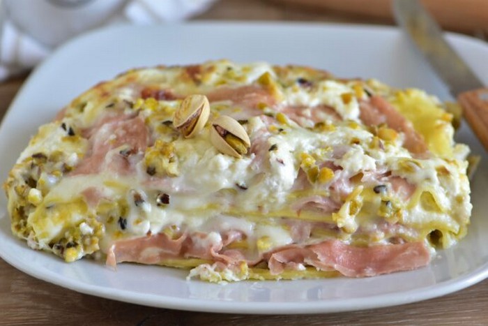 Lasagne burrata et mortadella à pistache