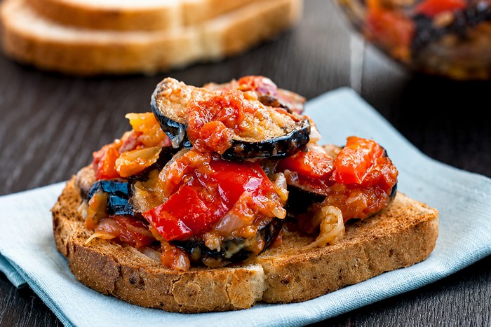 Bruschetta aubergine